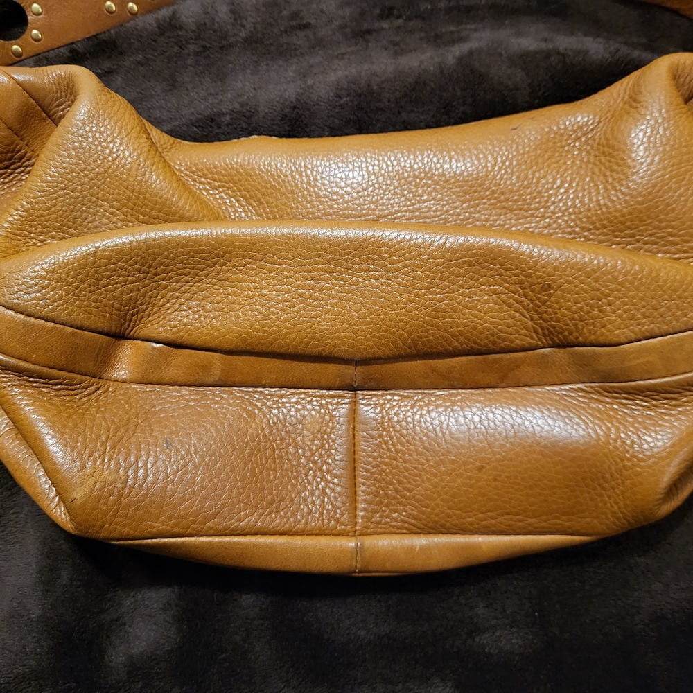 Y2K Michael Kors Leather Bag with Gold Accents - Picture 9 of 13